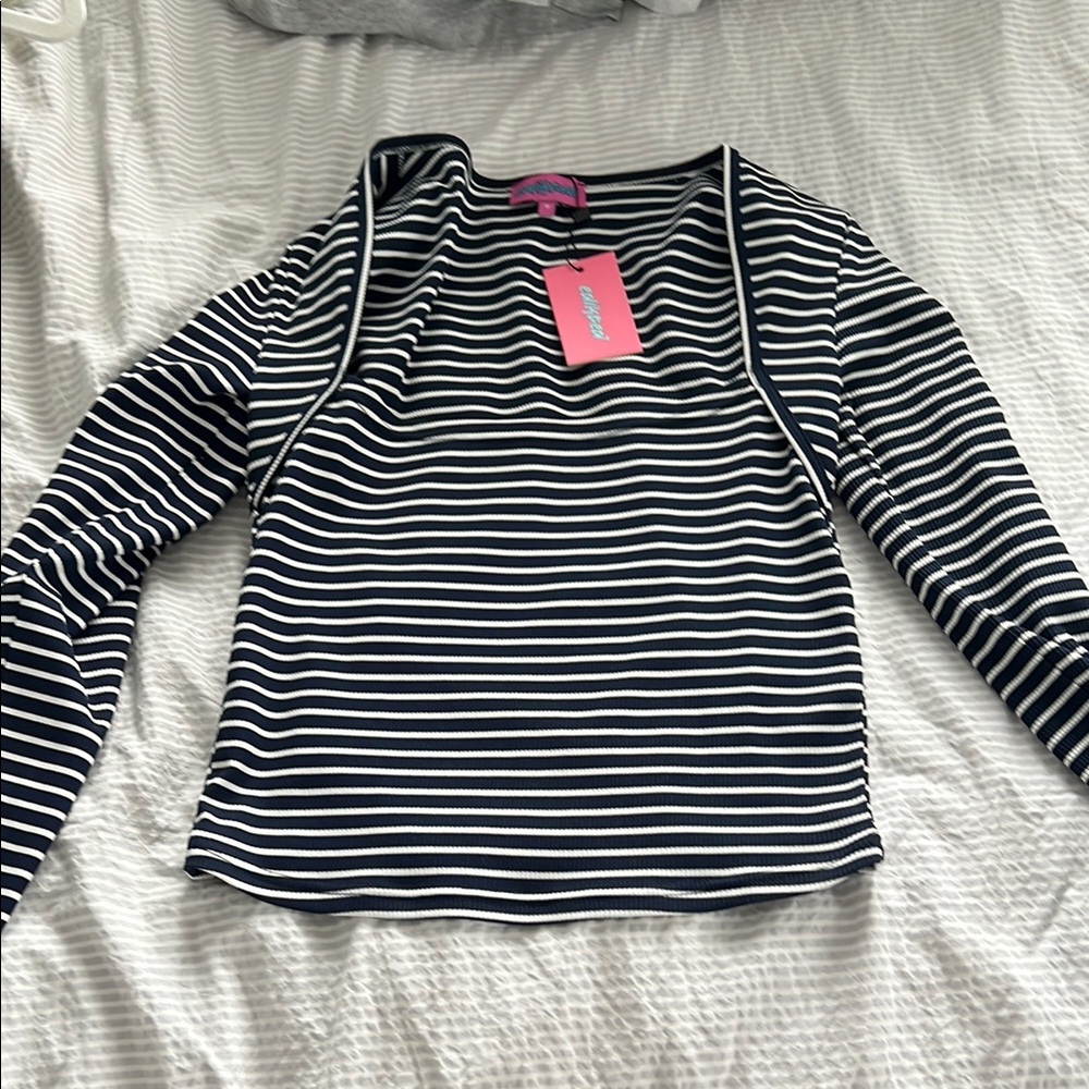 Edikted Black and White Fitted Blouse with Sailor Collar
